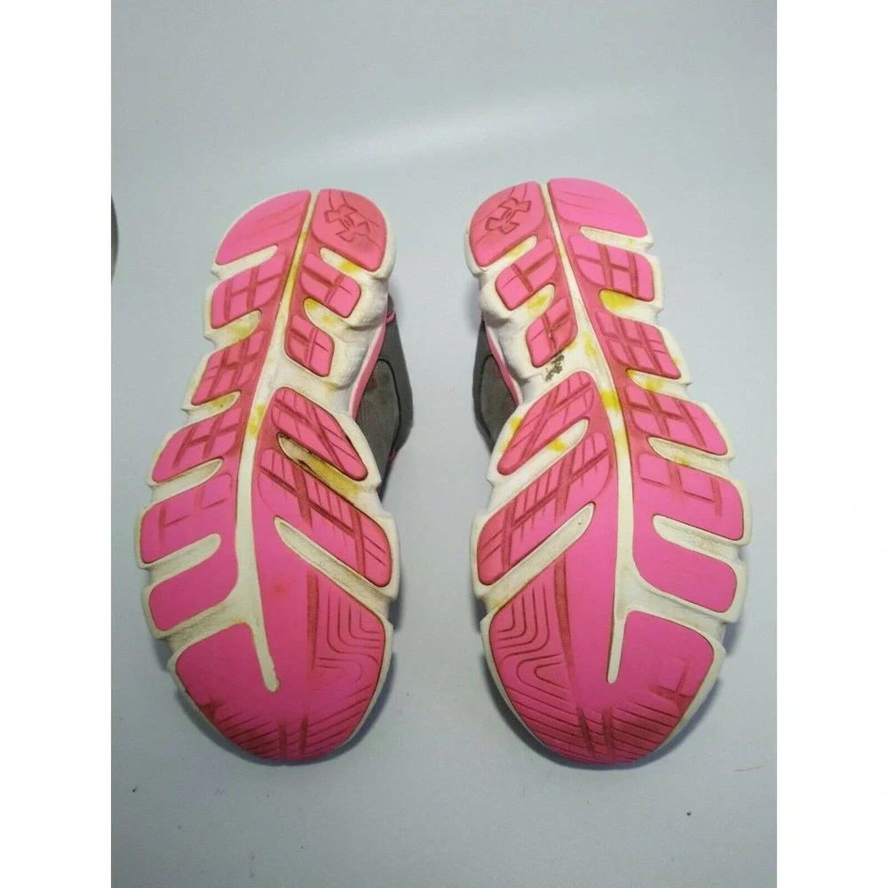 Women’s Under Armour Gray/Pink Sneakers 8.5